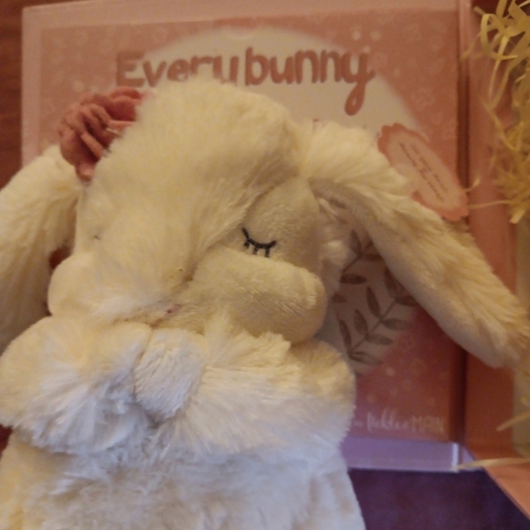 Tickle & Main "Every Bunny Prays" Book & Bunny, like new, bunny prays - Picture 3 of 10